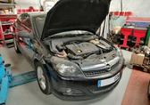 Compra y venta de coches siniestrados.