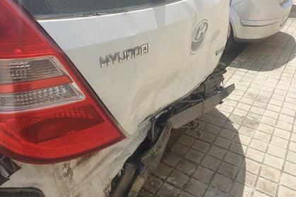 Compra y venta de coches rotos.