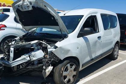 Compra venta de coches averiados y roto