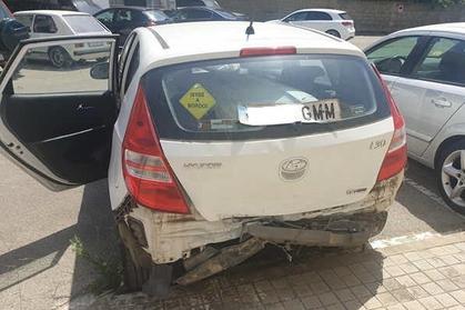Compra venta de coches roto y accidentados.