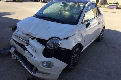 Compra venta de coches roto y accidentados.